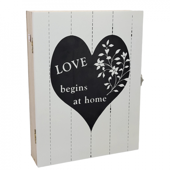 Кутия за ключове Love begins at home на супер цена от Neostyle.bg